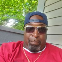 Lonnie Davis - @LonnieD30635463 Twitter Profile Photo