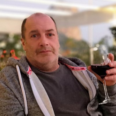 Professional writer specializing in tech and the automotive industry. Also a self-published author of dark humor fiction https://t.co/Bwv4Mqaby0