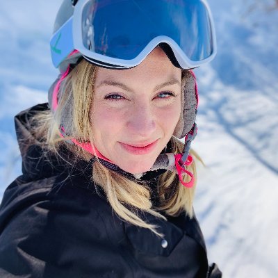 Data @Twitter. Yoga practicing, snowboard riding, trail running Colorado cliche. Mom life.