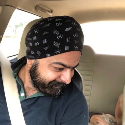 Network geek...follower of gud deeds and dog lover :) die hard fan of Steve Jobs ..emotionally drained..alwayz impressed with intense words n quotes