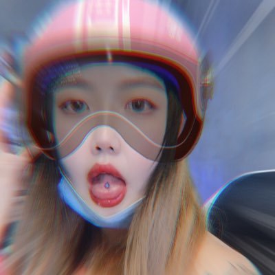 ccbb2011's profile picture. 纹身师/穿孔师～