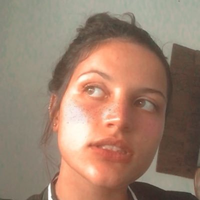 AnaGiuriatto's profile picture. Insta: ana_giuriatto16