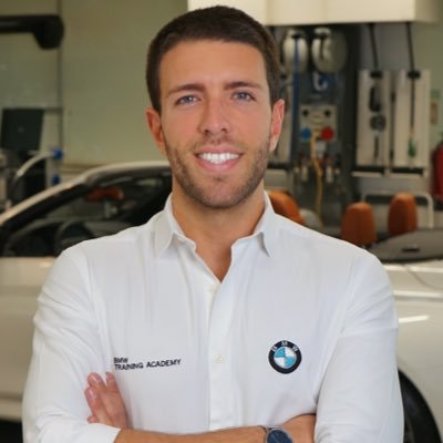 🗣🏎 Formador de Produto numa marca de automóveis alemã 🏁 Co-piloto de ralis 🎙 Digo coisas no Podcast Lado Z