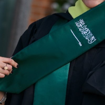حاصلة على درجة الماجستير في تخصص علم المكتبات و المعلومات و شهادة في البيانات و إدارة المعرفة من امريكا. أم مكافحة لزوج مساند و حبيب. لا شيء يضاهي حب الوطن
