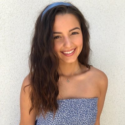 allycruzla's profile picture. insta: allycruzla |