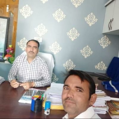 likhama Ram Beniwal राष्ट्रीय लोकतांत्रिक पार्टी प्रवक्ता ब्लॉक बावङी
समाज सेवक RLP में काम करता हूँ