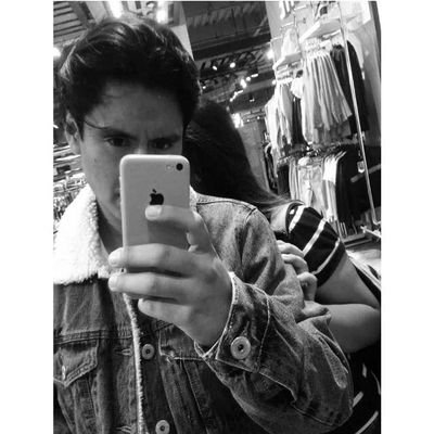 lucas10vasquez's profile picture. 