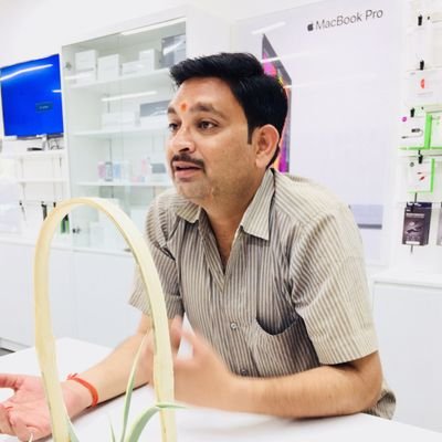 संपर्क आनंद का स्रोत है,आपका स्वागत है मित्र