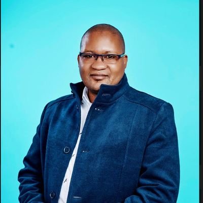 Owner and founder of Aarosol Investments group of Companies, specializing in retail online stores, logistics and leather and fabrics designing.