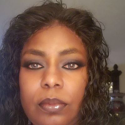 renee431968_r's profile picture. I am a  licensed cosmetologist I will  come to you