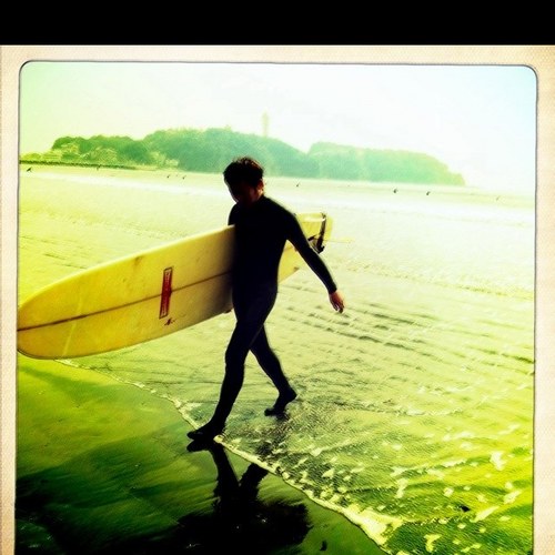 burispace's profile picture. 波に乗りたくて、乗りたくて、ビール飲みたくて、飲みたくて、たまりませんです、。