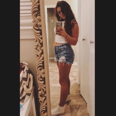 brifilzenn's profile picture. 