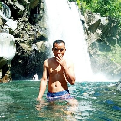 Ardi62398503's profile picture. video