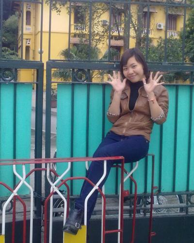 kimhong1785's profile picture. 