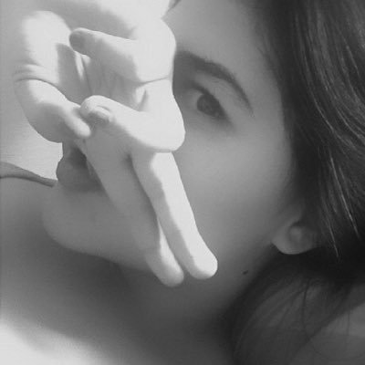 heldaagista's profile picture. wake up , work up 🙆