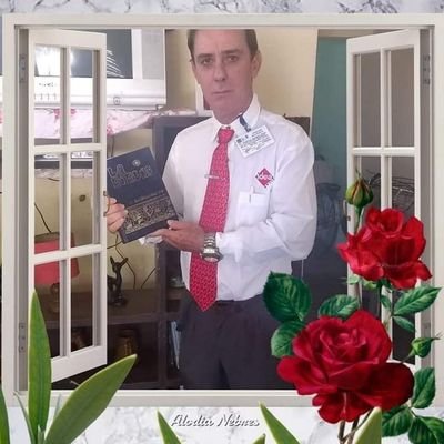 Doctor Especialista de 2 Grado en Medicina Interna
Pastor Bautista Cubano
Jesucristo ès mí Díos
Revolucionarios Hasta la Médula
Bendiciones.