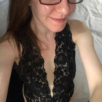 RinBarnes's profile picture. Private Provocateur.  I love good conversation, strong cocktails, and curious souls. https://t.co/H6seY7J3eJ