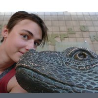 Roxanne Armfield (@dinoroxy) 's Twitter Profile