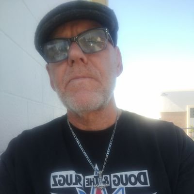 old school skinhead just trying to get by in a world of fakes, and frauds; punks and poseurs. Hail Odin! Hail Ullr! Hail Thor!