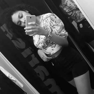 Ixther3's profile picture. ⚡My body electric⚡