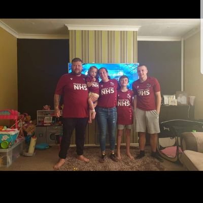 Queenanne Vets O35s With the lads
loves football/UFC
All Round Top Guy 👀
(Rome Wasn't Built In A Day)