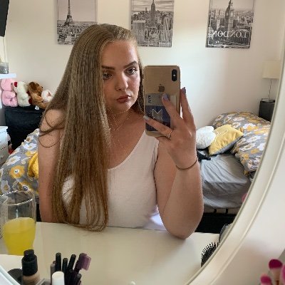 gxmmaox's profile picture. 20🥂