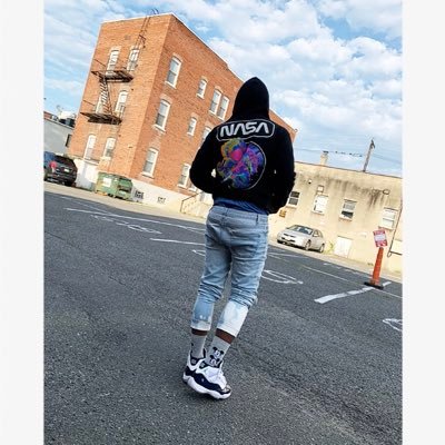 OTR 💸 Get To this Money That all I condone 🐍#LongLiveGlo💙FreeNaz🤞🏾#GetinYaSlimeZone👎🏾Cap #LongLiveBabyFlee 🕊💙💯#LongLive230Starter🙌🏾💯💙