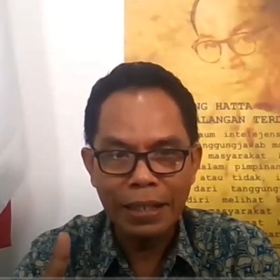 Seorang pembelajar ekonomi, berupaya memberi informasi dan literasi. https://t.co/wX1Amd9xTk