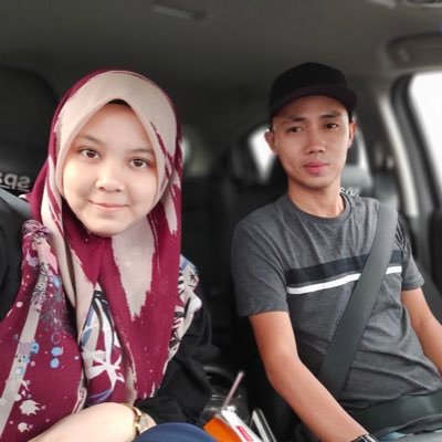 SyakinahAhmad's profile picture. Rindu mak dengan ayah. Rindu sangat.