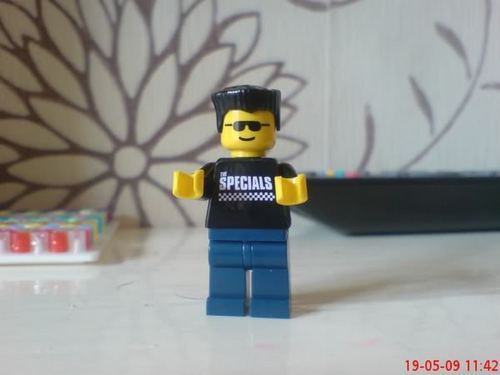 Clashman's profile picture. Essex Riviera. Music, Clash, Pogues, Specials, Half Man Half Biscuit,TMTCH. Go easy,step lightly,stay free.