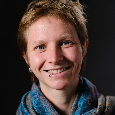 fishiis's profile picture. 