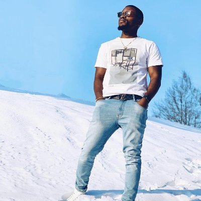 tobi73632's profile picture. Open minded and friendly