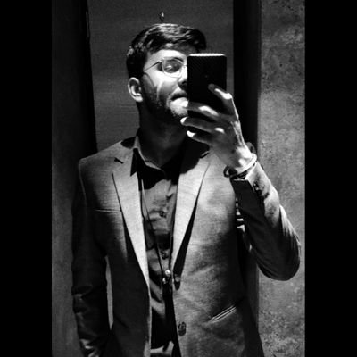 VjArora24's profile picture. 