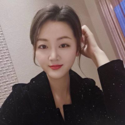FionaFe64593702's profile picture. Howen company account manager
