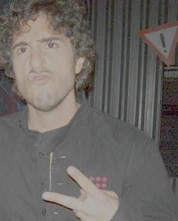 Fã Clube das Bloguetes e Manos
de Curitiba!
Créditos: @SuuhMuller e @Laariica

e mail FCMionzera_CTBA@r7.com