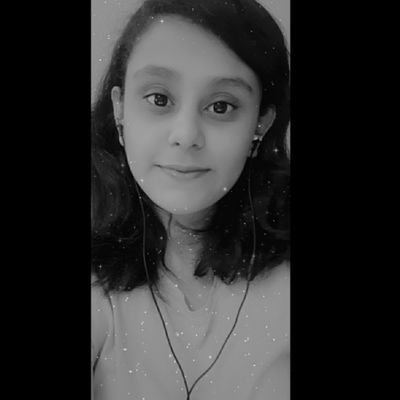 shrutii_v7's profile picture. 