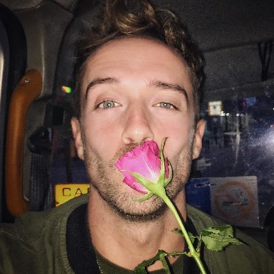 🎤Singer📝Songwriter🎹Pianist📀Producer🔜Feat @attitudemag @billboard @gaytimes•🏠🇬🇧✌🏼🏳️🌈 • Follow 🎧@Spotify🎬@Youtube https://t.co/GvFEdNngjv