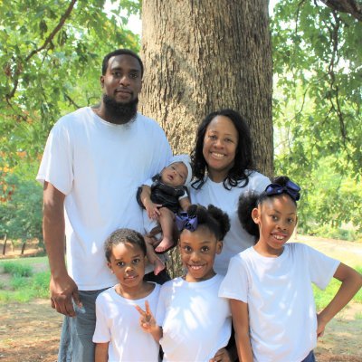 SisMeika's profile picture. I am a SAHM and a Youtube Creator. Please Subscribe to my Youtube channel: At Home with Sis. Meika.