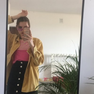 Julia36698339's profile picture. 