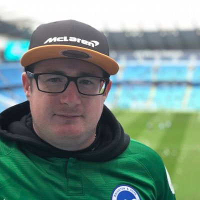 30. BHAFC. McLaren F1 & Daniel Ricciardo Fan. Coach Driver for Worthing Coaches/National Express. Level 6 Sussex County FA Registered Referee. 🍐