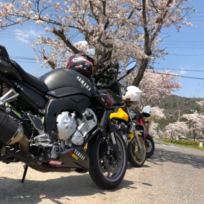 abarabarabara's profile picture. 趣味はバイク、車、ハンドボール、旅行などなど… 常に金欠野郎です。 たぶん死ぬまで京都にいると思います。