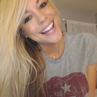 Vickiwi55478489's profile picture. honest and faithful