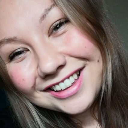 konemateriale's profile picture. Jobber med inkasso, men snill. Tidenes konemateriale, men kronisk singel. Liker mat, vin og stort sett mennesker. Har lovet meg selv å ikke tweete om politikk.