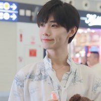 . (@yogurtbxtch) 's Twitter Profile