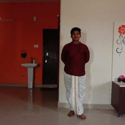 Varunreddy9502's profile picture. 