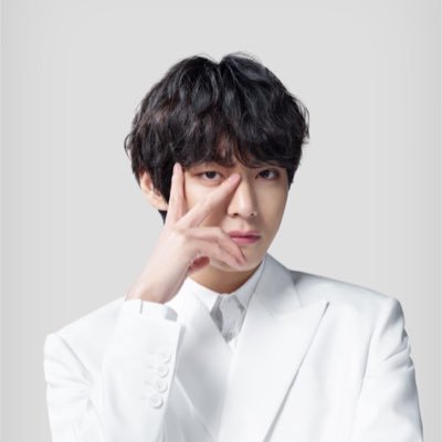𝘸𝘪𝘯𝘵𝘦𝘳 𝘣𝘦𝘢𝘳 𝘪𝘴 𝘤𝘰𝘮𝘪𝘯𝘨 🐻さんのプロフィール画像