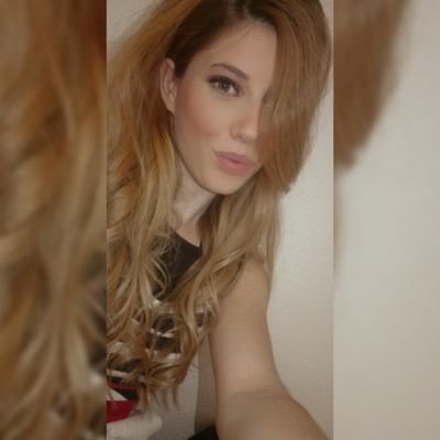 CristinaaLozano's profile picture. No es que me gusten las cosas prohibidas, es que me encanta demostrarle al mundo que a mi nadie me prohibe nada. Volleyball