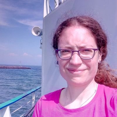 jcengelmann's profile picture. Computational biologist with a passion for the sea, squeezing insights out of large (sequencing) data sets, being outdoors, and for snow.