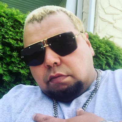 Pop Hip-Hop/Rap Hip-Hop/Rap Amazing Food Haha Games Gaming News Animals eSports Movies Music Celebrity Humor NFL NBA