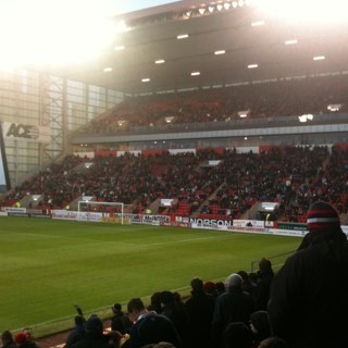 Librarian & Aberdeen FC fan full time Househusband fledgling foodie Part time catering course being undertaken